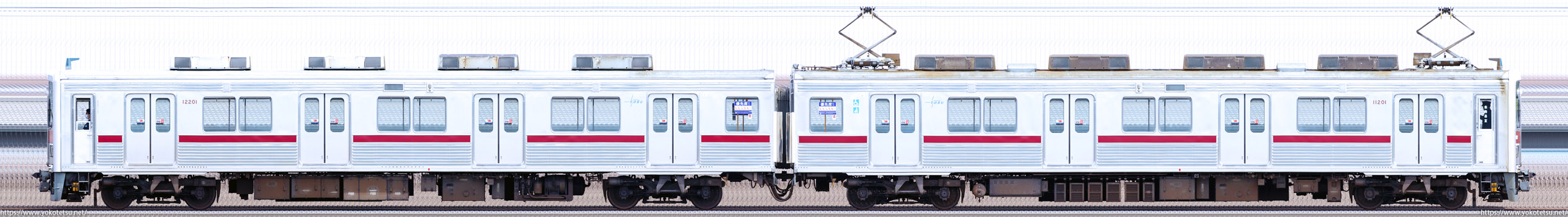 10000系11201F編成山側