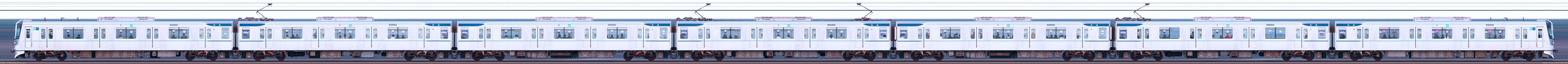 千住検車区13000系13131F編成海側（2側）