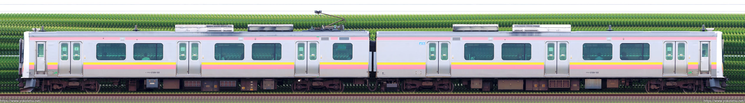 新潟車両センターE129系A22編成山側