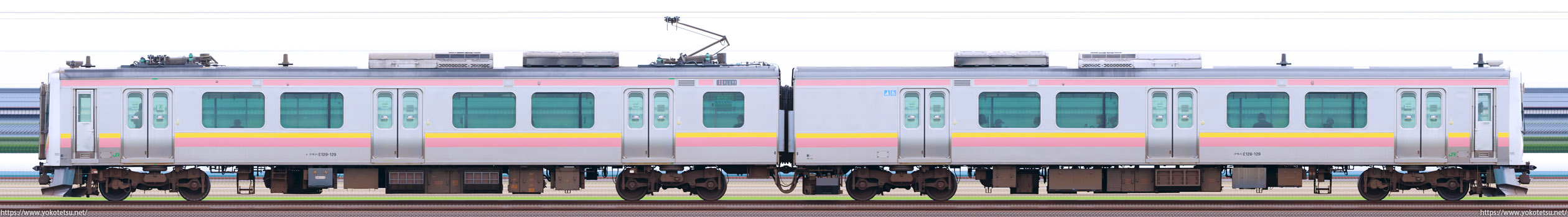 新潟車両センターE129系A29編成山側