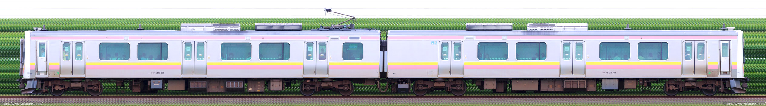 新潟車両センターE129系A9編成山側