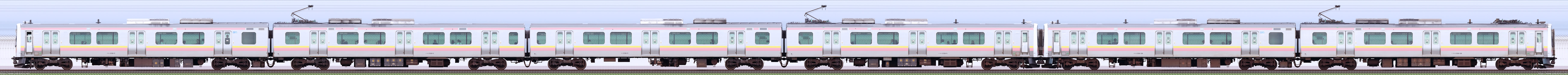 新潟車両センターE129系B11編成＋A29編成海側