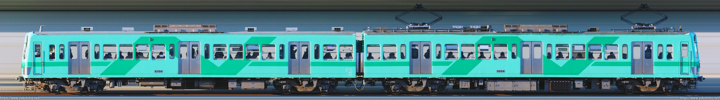 流鉄5000形5004F編成「若葉」（逆サイド）